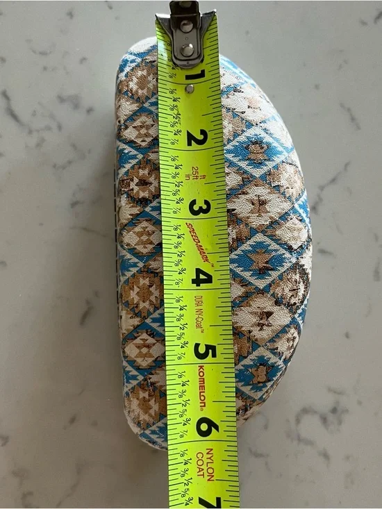 Hard Clamshell Blue and Tan Geometric Accent Sunglasses Case - Picture 5 of 7